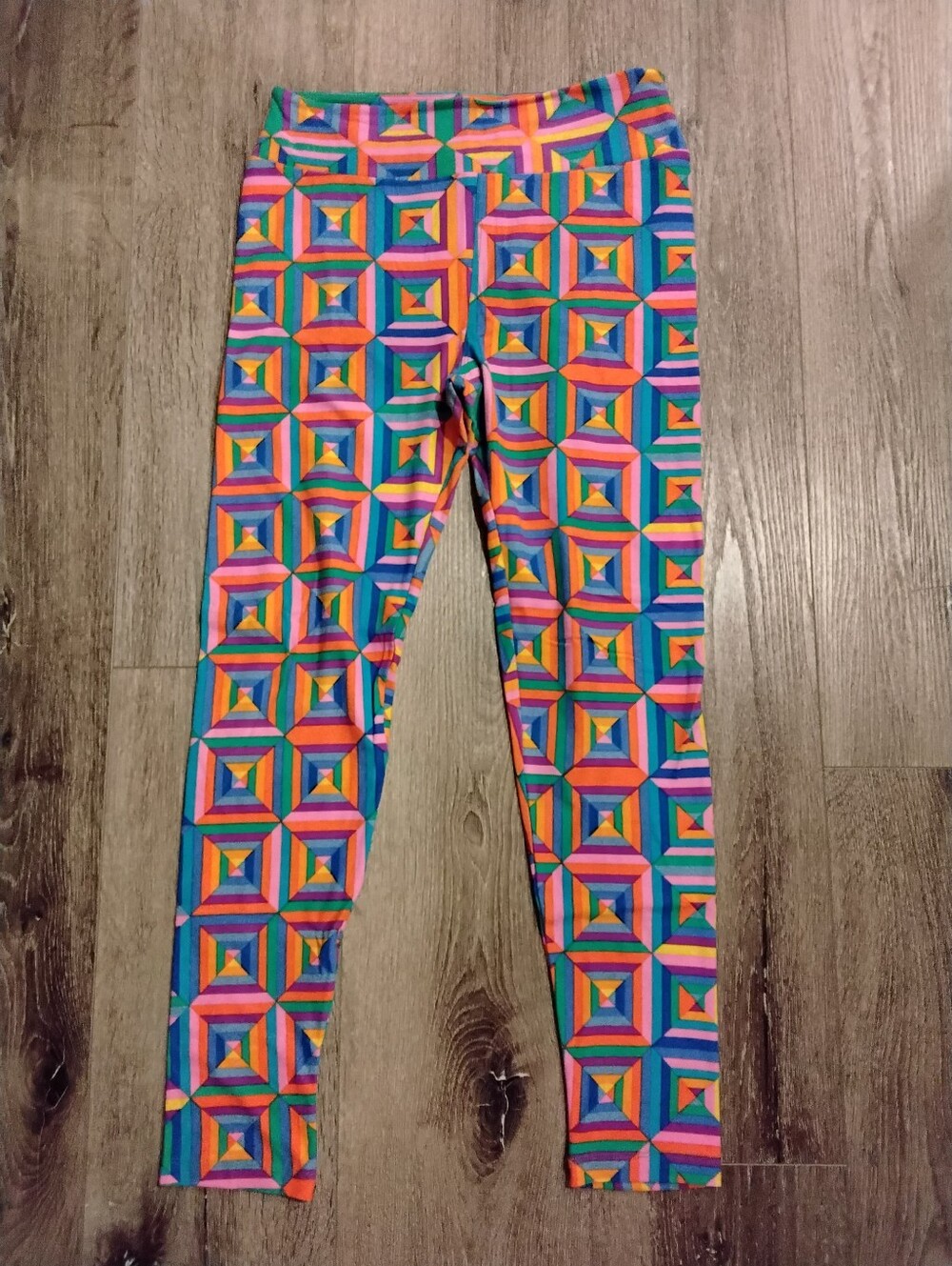 LuLaRoe Womens Geometric Print Leggings - Multicolor